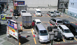 駐車場全景